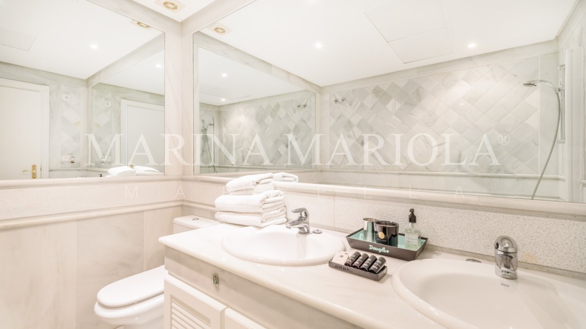 Marina Mariola Marbella, Apartamento 3 Dormitorios Sur